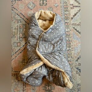 0-6 months 7 Am Enfant Nido Wrap for car seat or stroller